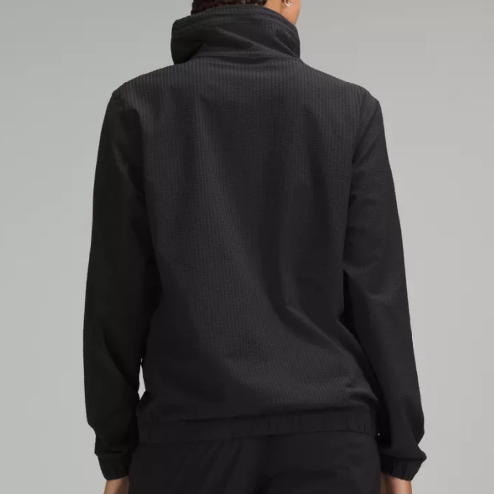 Lululemon Pack Light Pullover Packable On The Mov… - image 4